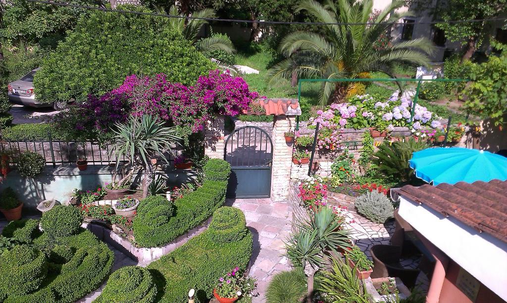 Apartment City Garden Котор Номер фото